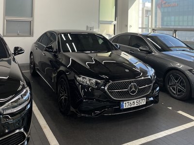 MERCEDES-BENZ E-CLASS - 7