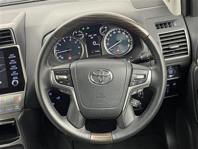 TOYOTA LAND CRUISER PRADO - 8