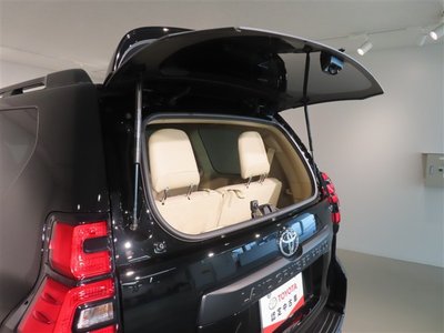 2022 Toyota LAND CRUISER PRADO 缩略图 36