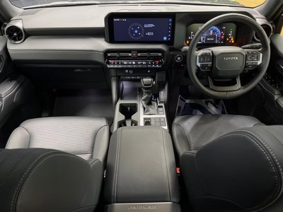 TOYOTA LAND CRUISER 250 - 2