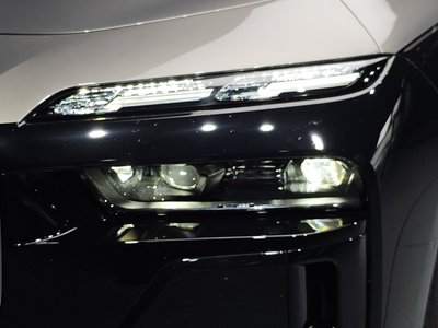 BMW 7 SERIES - 9
