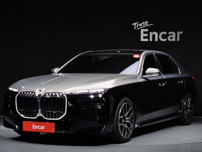 BMW 7 SERIES - 1