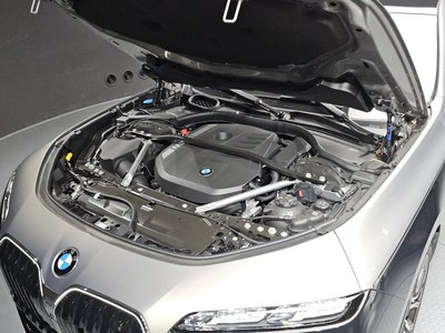 BMW 7 SERIES - 7