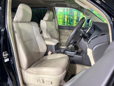 TOYOTA LAND CRUISER PRADO - 8