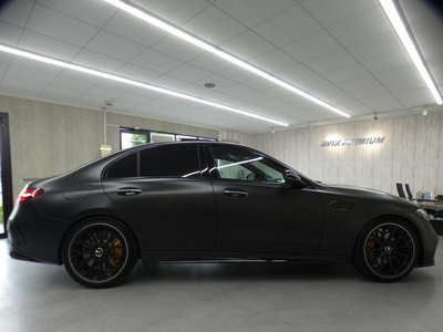 2025 Mercedes-BENZ C-CLASS AMG 照片 6