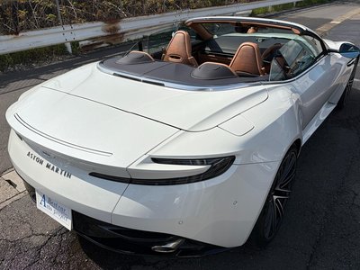 2024 Aston Martin DB12 VOLANTE 照片 11