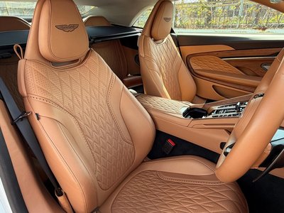 2024 Aston Martin DB12 VOLANTE 照片 14