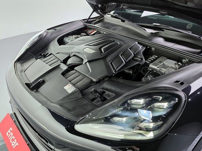 PORSCHE CAYENNE - 7