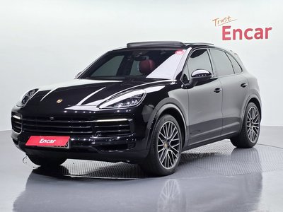 PORSCHE CAYENNE - 1