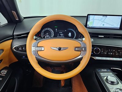 2021 Genesis GV70 — миниатюра 19