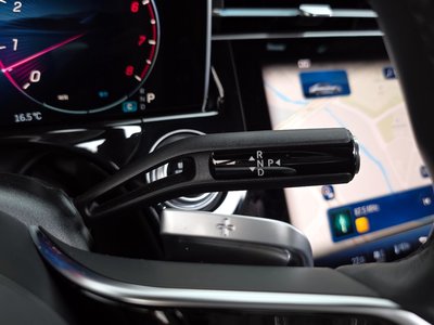 MERCEDES-BENZ E-CLASS - 9