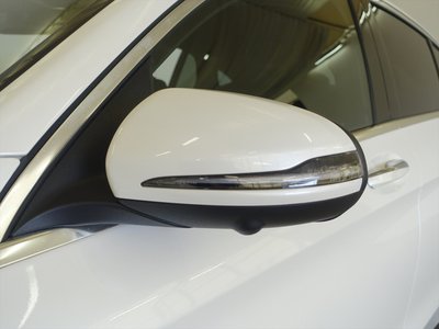 MERCEDES-BENZ GLC - 7