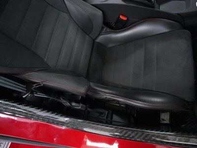 صورة 7 لـ 2015 ALFA Romeo 4C