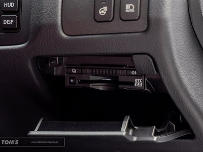صورة مصغرة 31 لـ 2018 Lexus GS F