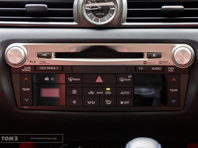 صورة مصغرة 33 لـ 2018 Lexus GS F