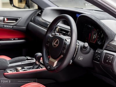 صورة مصغرة 19 لـ 2018 Lexus GS F