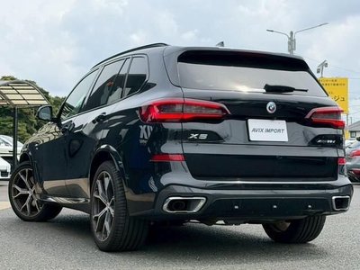 صورة 2 لـ 2023 BMW X5