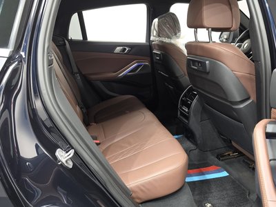 2022 BMW X6 — миниатюра 17