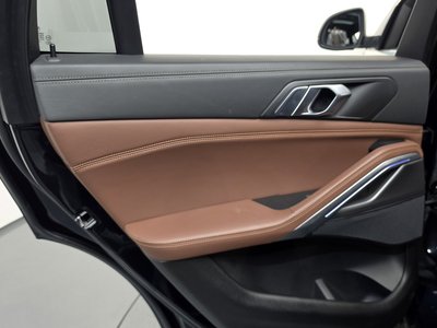 2022 BMW X6 — миниатюра 15
