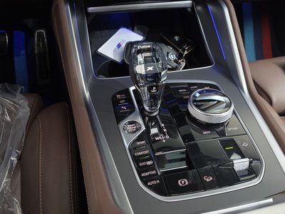 2022 BMW X6 — миниатюра 12