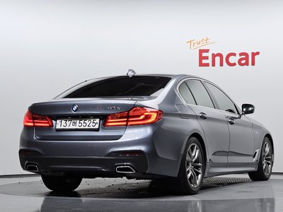 BMW 5 SERIES - 4