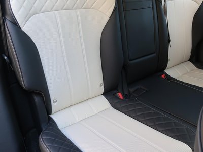 صورة مصغرة 37 لـ 2019 Bentley BENTAYGA