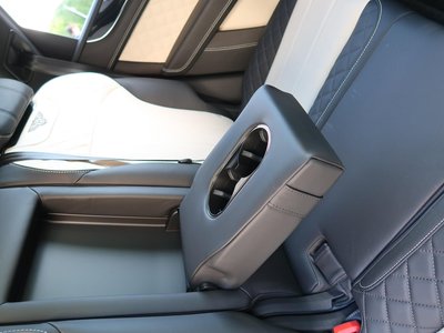صورة مصغرة 40 لـ 2019 Bentley BENTAYGA