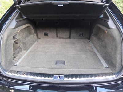 صورة 10 لـ 2019 Bentley BENTAYGA
