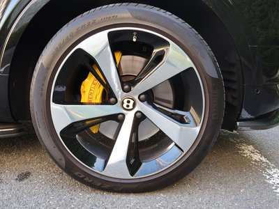 صورة مصغرة 61 لـ 2019 Bentley BENTAYGA