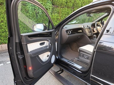 صورة مصغرة 28 لـ 2019 Bentley BENTAYGA
