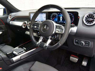 2022 Mercedes-BENZ GLB AMG — миниатюра 11