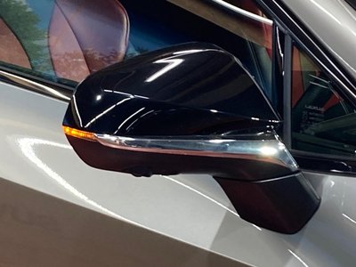 2023 Lexus NX thumbnail 22