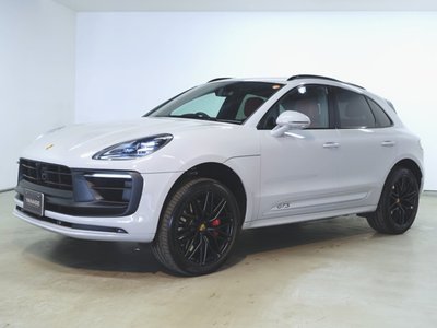 PORSCHE MACAN - 2