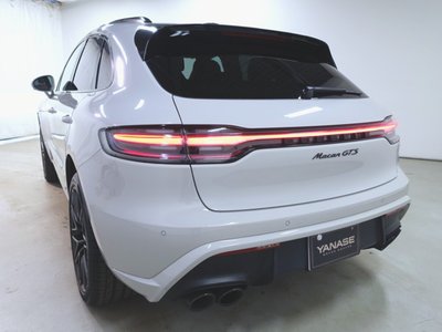 PORSCHE MACAN - 7