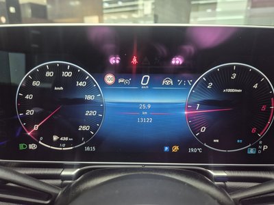 MERCEDES-BENZ S-CLASS - 8