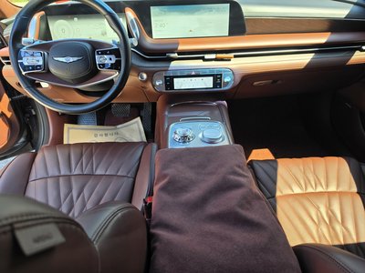 صورة 5 لـ 2022 Genesis G90 (RS4)