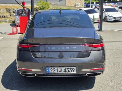 صورة 4 لـ 2022 Genesis G90 (RS4)
