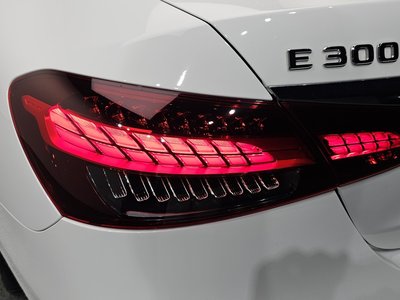 صورة 10 لـ 2023 Mercedes-BENZ E-CLASS
