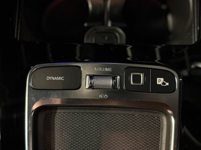 MERCEDES-BENZ CLA - 10