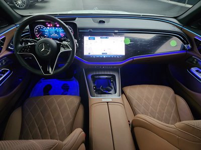 MERCEDES-BENZ E-CLASS - 4