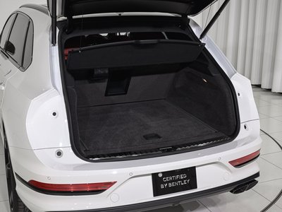 BENTLEY BENTAYGA - 9