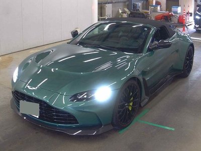 ASTON MARTIN VANTAGE - 4