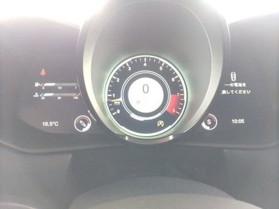 ASTON MARTIN VANTAGE - 6