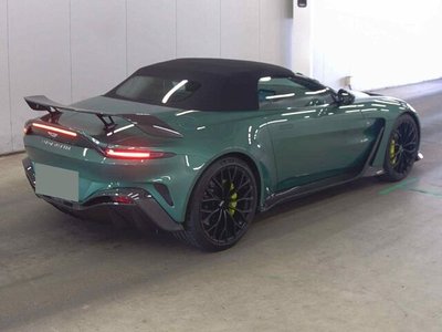 ASTON MARTIN VANTAGE - 5