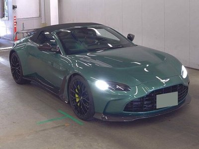 ASTON MARTIN VANTAGE - 1