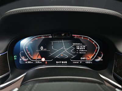 BMW 7 SERIES - 8