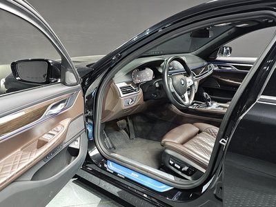 BMW 7 SERIES - 10
