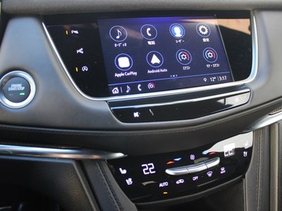 2025 Cadillac XT5 — фото 12