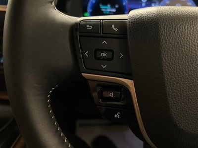 TOYOTA CROWN SPORT - 9