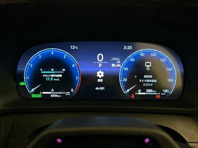 TOYOTA CROWN SPORT - 8